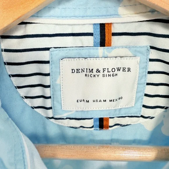 Denim & Flower tropical coastal travel Floral button down baby blue shirt size m - Picture 7 of 13